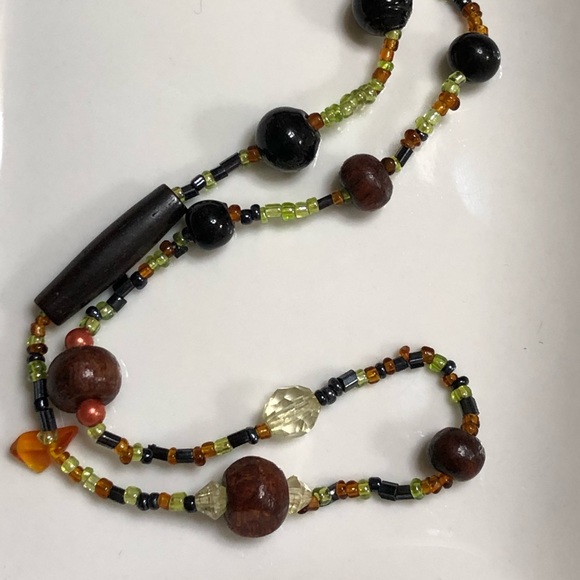 Glass and wood bead long necklace - Picture 1 of 4